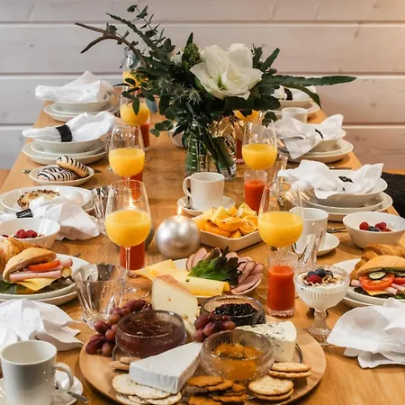 Santa's Luxury Boutique - Santa Claus Village Villa Rovaniemi