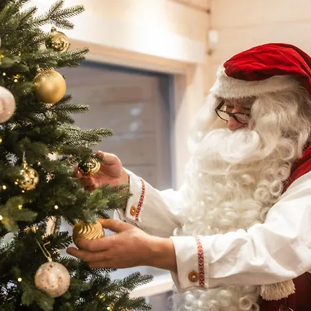 Santa's Luxury Boutique - Santa Claus Village Рованиеми