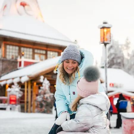 Santa's Luxury Boutique - Santa Claus Village רובניימי